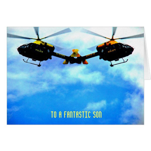 Hélicoptère de police contre le ciel (Devant horizontal)