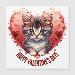 Heureuse Sainte-Valentin Little Kitten avec coeur