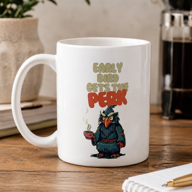 Hibou drôle tenant une tasse à café (Créateur téléchargé)