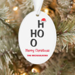 Ho Ho Ho : Joyeux Noël<br><div class="desc">Ho Ho Ho : Joyeux Noël ! Cadeaux minimalistes avec nom de famille et chapeaux de Père Noël rouges</div>