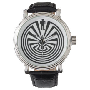 homme dans la montre de labyrinthe