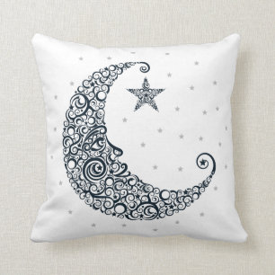 Homme dans le coussin de lune