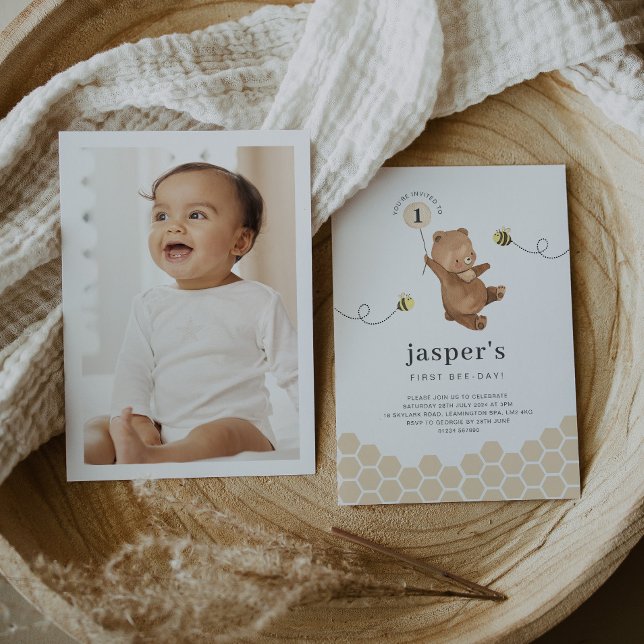 Honey Bear First Bee day Photo Invitation (Créateur téléchargé)