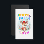 Hope Faith Love<br><div class="desc">J'Espère Que La Foi Aime. Carte magnétique de 3, 5 po x 2 po. La saison de Noël est de nouveau là et les gens sont occupés à préparer un dîner de Noël parce que Noël est un moment pour les réunions de famille, les liens familiaux et le renouvellement des...</div>