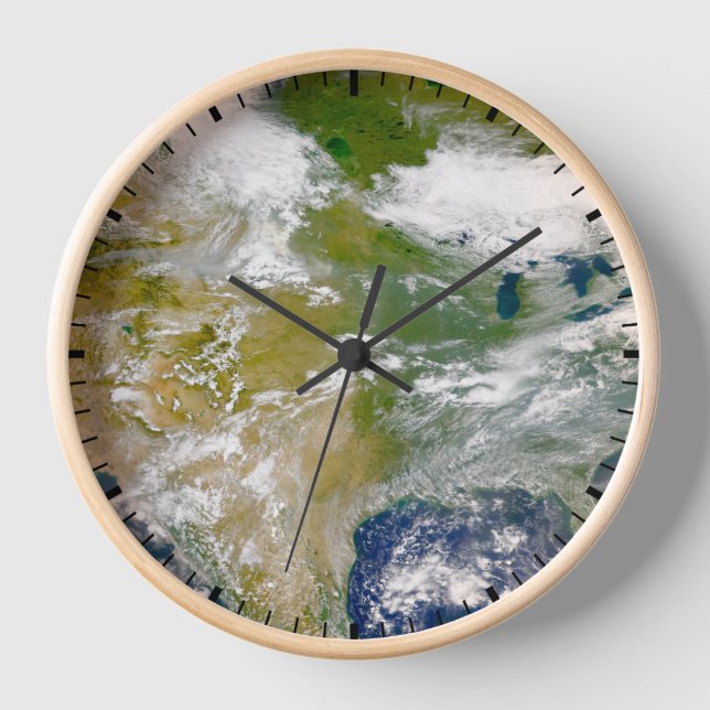 Horloge Amérique Du Nord Avec Fumée Visible Dans Les Endro (Recto)