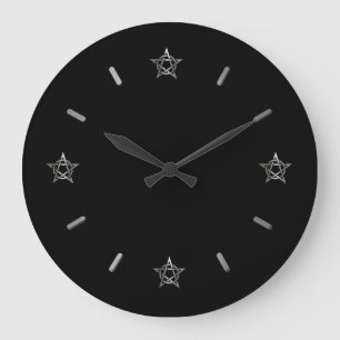 Horloge argentée balayée de pentagramme pour