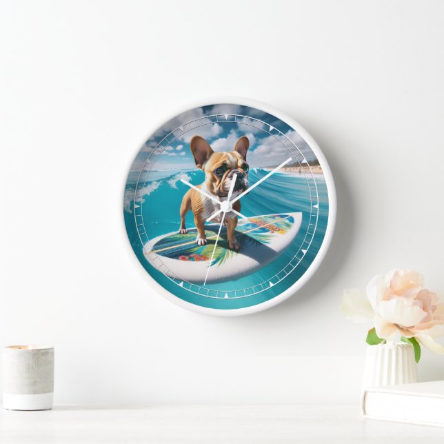 Horloge Bulldog français Whimsical White et Tan Surfing (Maison)