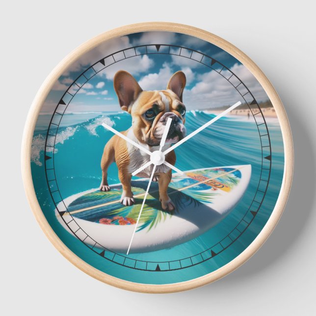 Horloge Bulldog français Whimsical White et Tan Surfing (Recto)