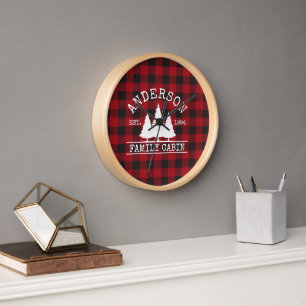 Horloge Cabine Nom de famille Rustic Red Buffalo Plaid