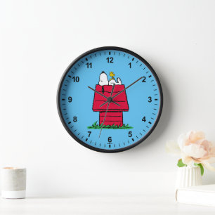 Horloge cacahuètes   Snoopy & Woodstock Doghouse