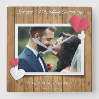 Horloge Carrée 1er Anniversaire de Mariage  – Bois Rustique & Cœu