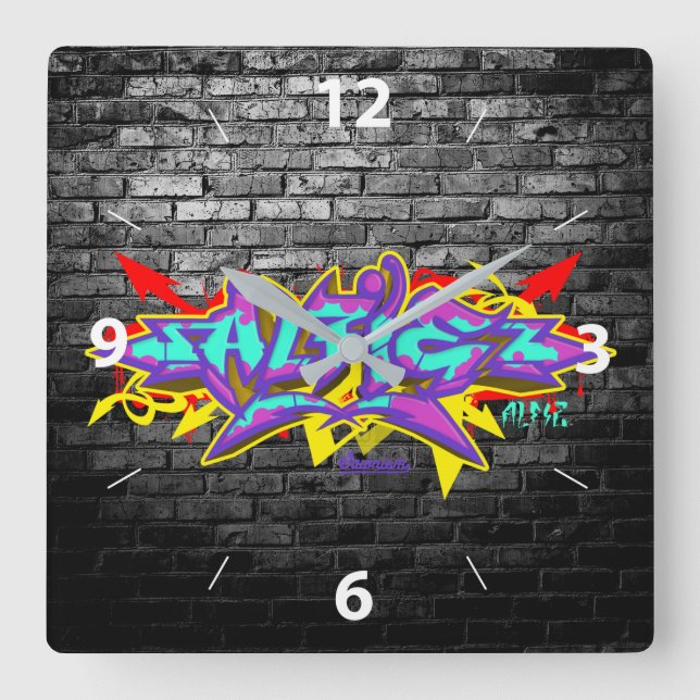 Horloge Carrée Alfie en graffiti avec briques grises (Recto)
