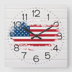 Horloge Carrée American Flag on White Wood Square Wall Clock