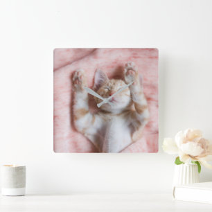 Horloge Carrée Animaux de bébés cutest Minuscule chaton rayé or