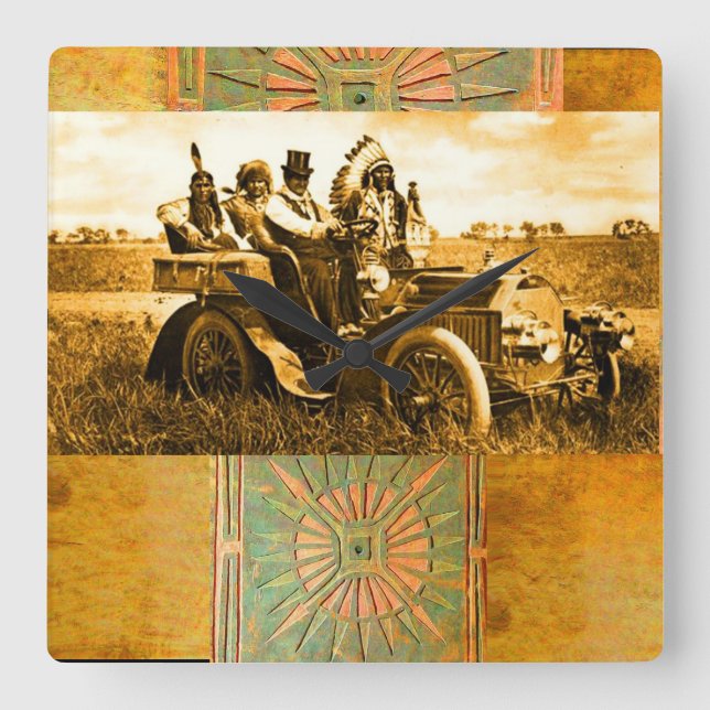 HORLOGE CARRÉE APACHES ET GERONIMO CONDUISANT UNE VOITURE À MOTEU (Recto)