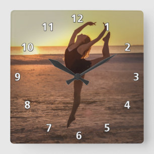 Horloge Carrée Ballet sur l'horloge de plage