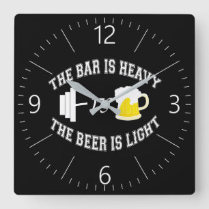 Horloge Carrée Barbell vs bière
