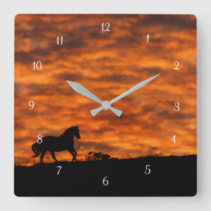 Horloge Carrée Beau Cheval Cantering dans Sunset Sud-Ouest