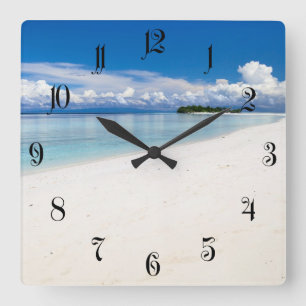Horloge Carrée Beautiful white sables beach and turquoise ocean