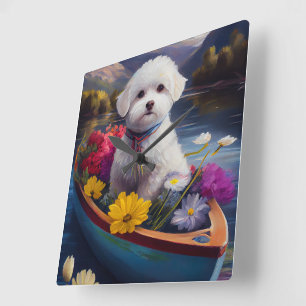 Horloge Carrée Bichon Frise sur une pagaie : Une aventure panoram