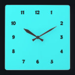 Horloge Carrée Bleu électrique avec chiffres<br><div class="desc">Horloge murale bleue électrique minimale avec des chiffres dans une police de dessin animé.</div>