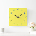 Horloge Carrée Bleu Jaune Classy Élégant Couleur Personnalisée Cu<br><div class="desc">Imprimé en couleur jaune et bleu classe arrière - plan personnalisé! Vous pouvez changer de couleur comme vous le souhaitez !</div>
