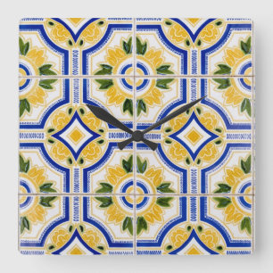 Horloge Carrée Bright tile pattern, Portugal