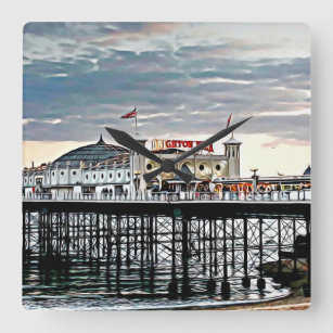 Horloge Carrée Brighton Pier et ciel nuageux Peinture numérique
