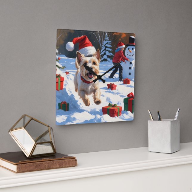 Horloge Carrée Cairn Terrier Courir en neige avec le Casquette de (Bureau)