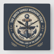 Carré de classe pour l'équipage familial de bateau