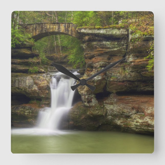 Horloge Carrée Cascade d'Upper Falls à Hocking Hills Ohio (Recto)