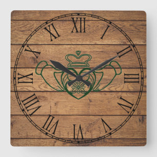Horloge Carrée Celtic rustique Claddagh