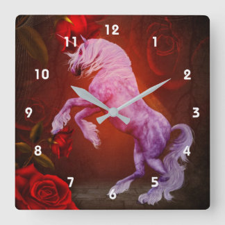 Horloge Carrée Cheval de licorne de feu Imaginaire Roses rouges