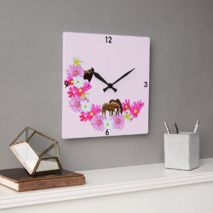 Horloge Carrée Chevaux et guirlande de fleurs de Gerbera,