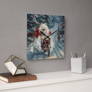 Horloge Carrée Chien Esquimau Américain à Vélo à Noël