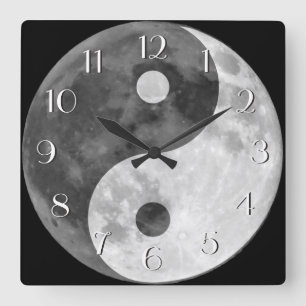 Horloge Carrée Chiffres élégants de Yin Yang Moon en noir et bl