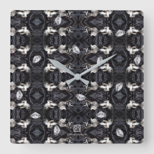 Horloge Carrée Chihuahua et diamants