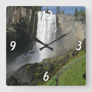 Horloge Carrée Chutes de Vernal I dans le parc national de Yosemi