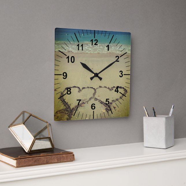 Horloge Carrée Coeurs de thème de plage en sable (Bureau)