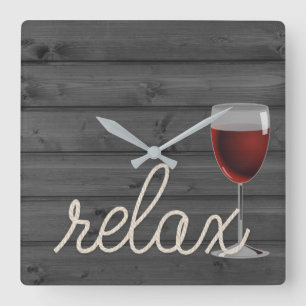 Horloge Carrée corde nautique sur bois avec vin rouge et texte de