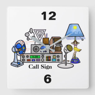 Horloge Carrée Crazy Radio Rig Wall Clock avec Call Sign