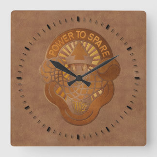 Horloge Carrée Crête de la 59e brigade d'artillerie - look en cui