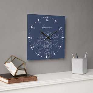 Horloge Carrée Croquis floral blanc marine Nom personnalisé