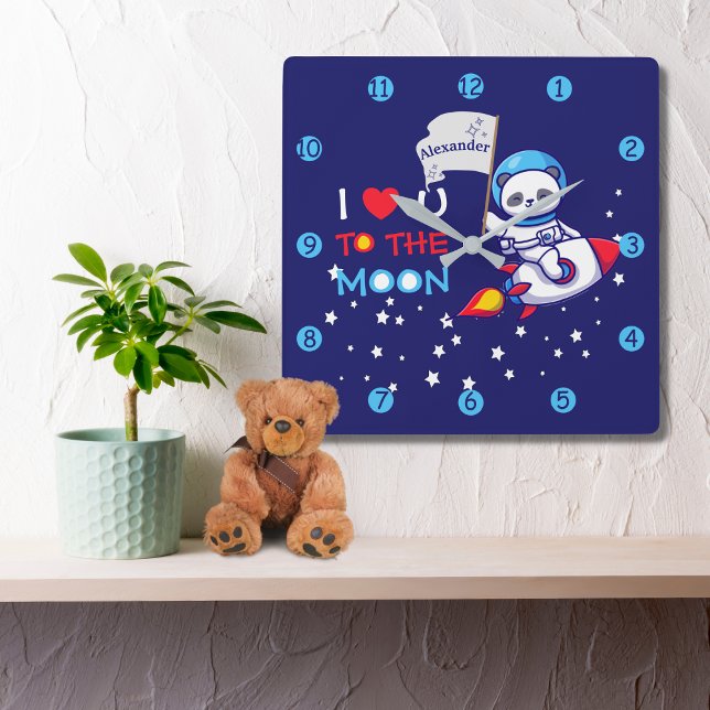 Horloge Carrée Cute Panda Bear Sur Rocket Ship Kids Personnalisé (Créateur téléchargé)