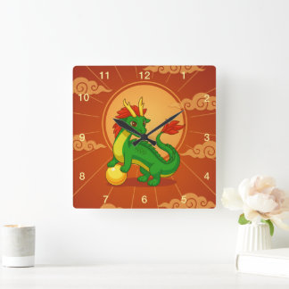 Horloge Carrée Dragon Chinois Vert sur Fond Rouge