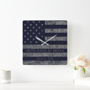 Horloge Carrée Drapeau américain vintage Blue Grunge