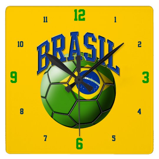 Horloge Carree Drapeau D Horloge De Ballon De Football Du Bresil Zazzle Fr