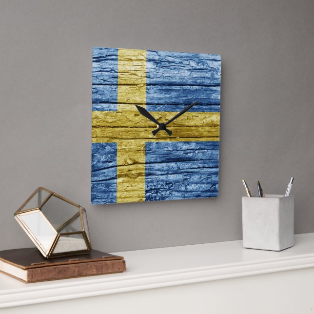 Horloge Carrée Drapeau en bois de Suède (Bureau)