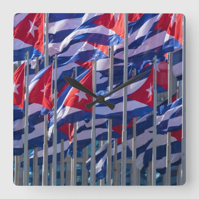 Horloge Carrée Drapeaux cubains, La Havane, Cuba (Recto)