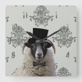 Horloge Carrée Drôle marié mouton dans le chapeau supérieur